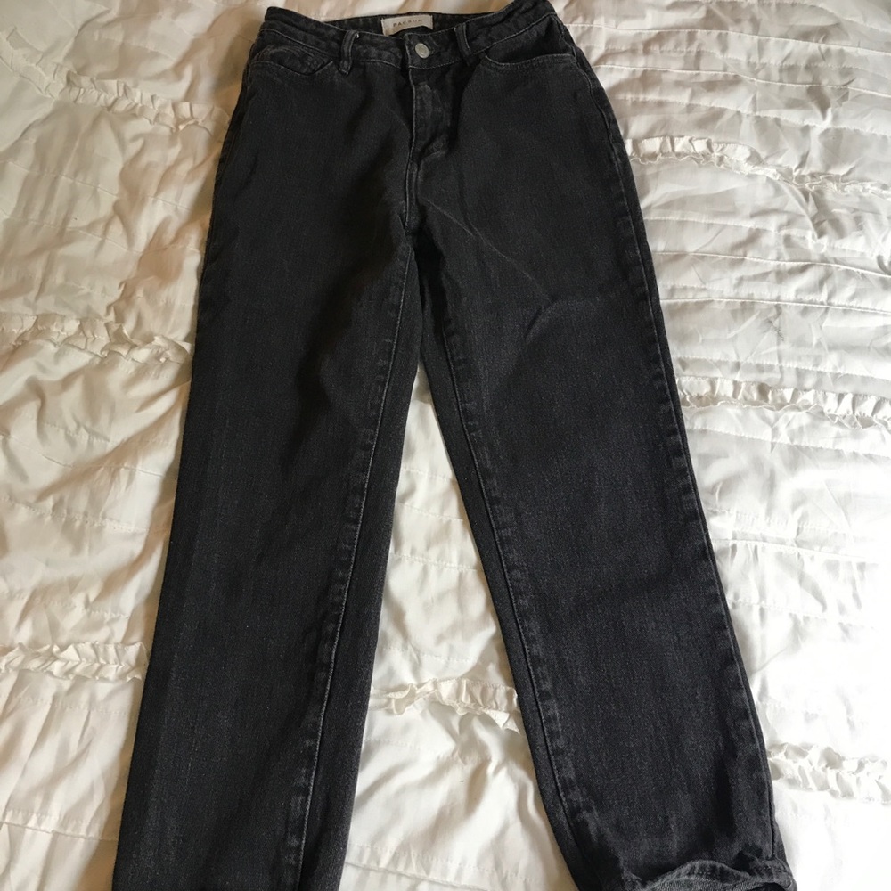 Black wash mom jeans